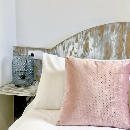 Caesarina Iii Apartman *